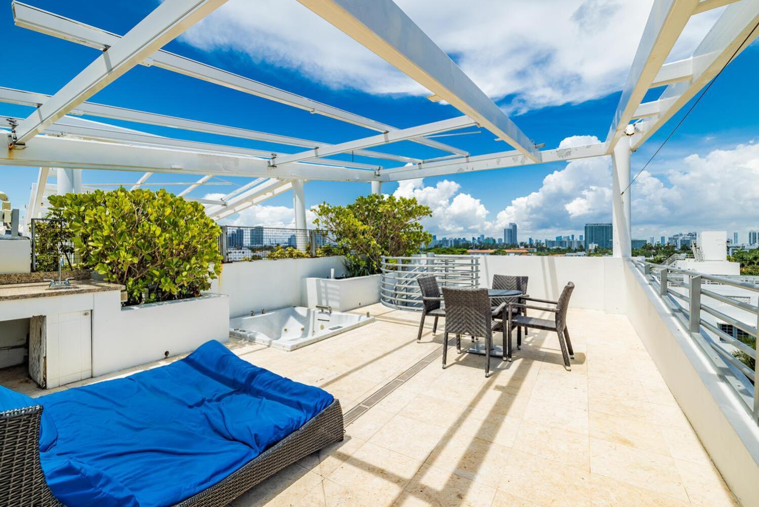 Suites Ocean Drive Hotel Miami Beach Exterior photo